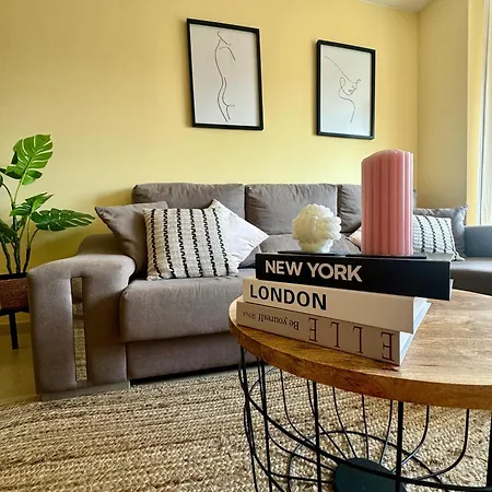 Maison * פיניסטרה